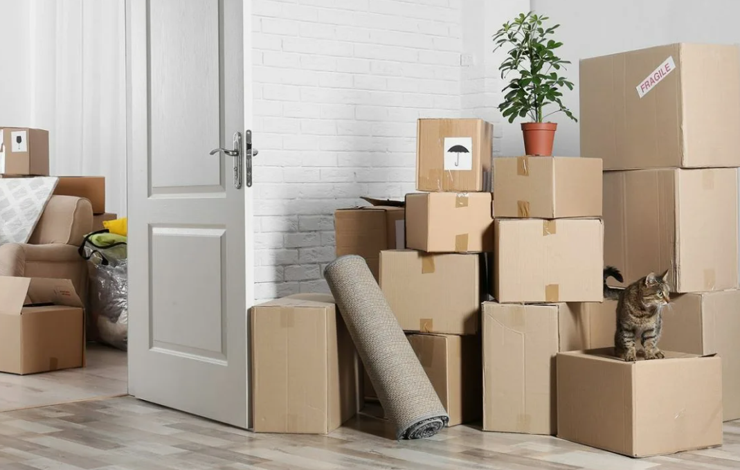 Hidden Moving Service Fees - How to Avoid Unexpected Costs When Changing Residences Hidden Moving Service Fees - How to Avoid Unexpected Costs When Changing Residences