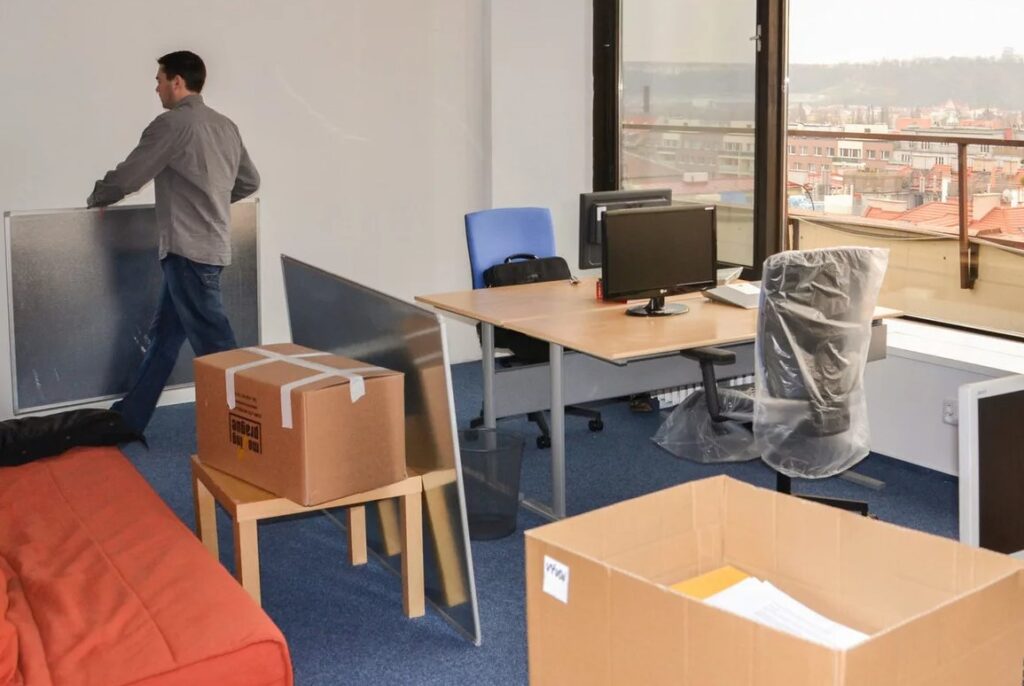 Office Moving Made Easy and Stress-Free with GoMove 6 Office Moving Made Easy and Stress-Free with GoMove