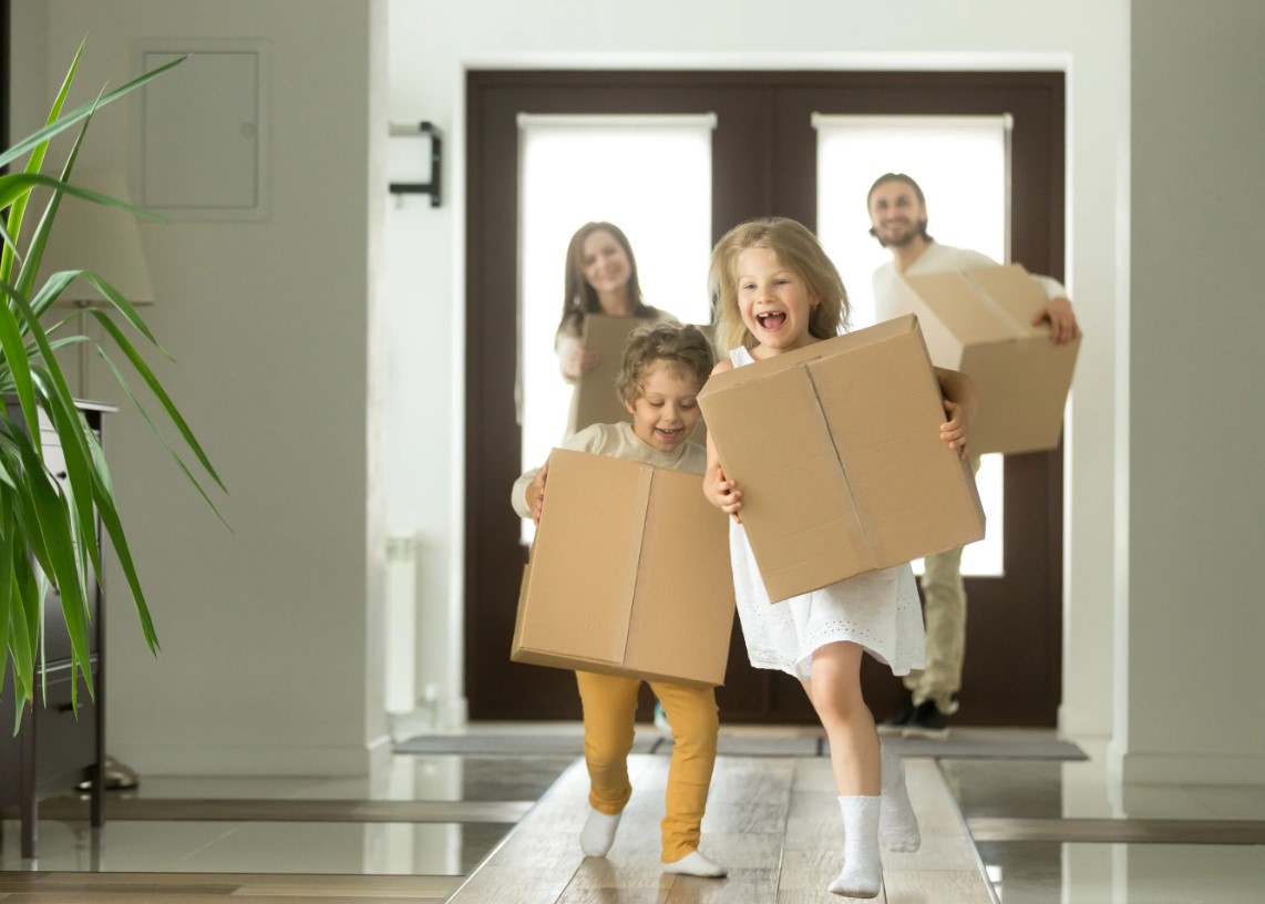 DIY Mover or Hiring a Moving Service