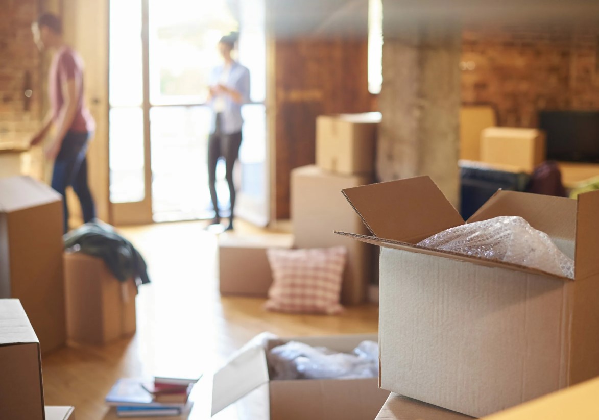 How to Choose the Perfect Moving Service - A Step-by-Step Guide for a Stress-Free Relocation.