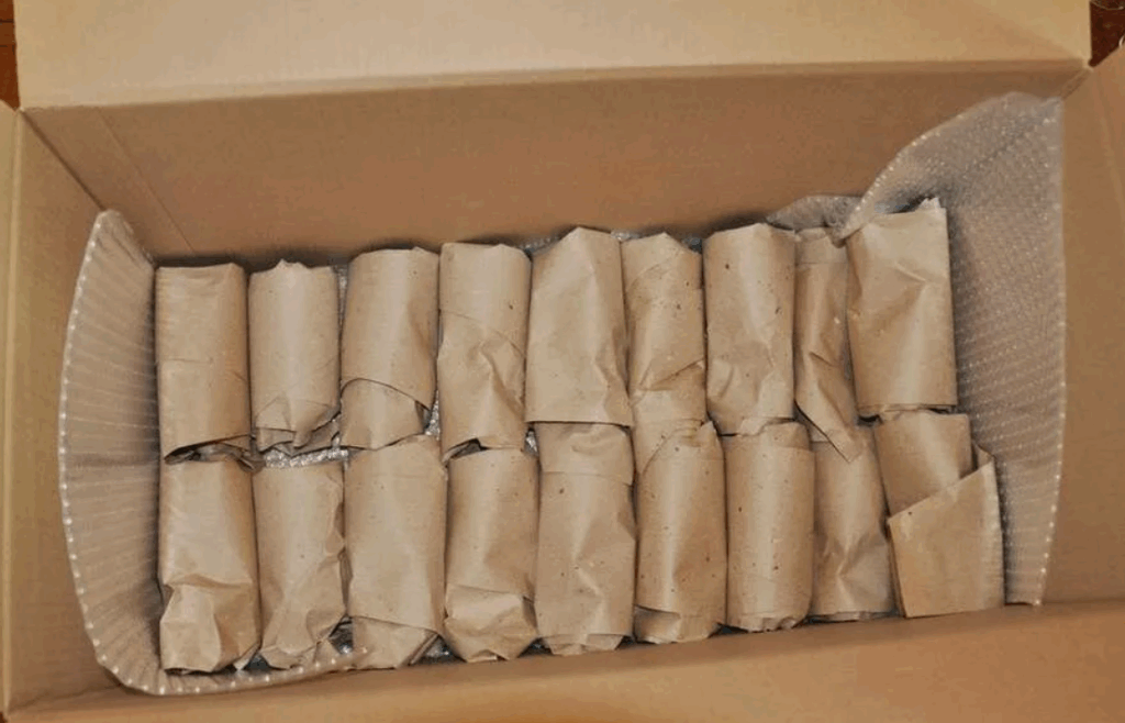 How to pack wine glasses - Step-by-step guide to prevent breakage How to pack wine glasses - Step-by-step guide to prevent breakage